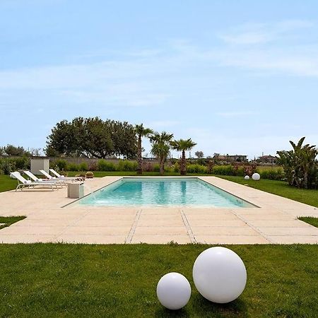 Villa Paradiso With Private Pool, Bbq Area, Huge Garden And Free Parking モーディカ エクステリア 写真