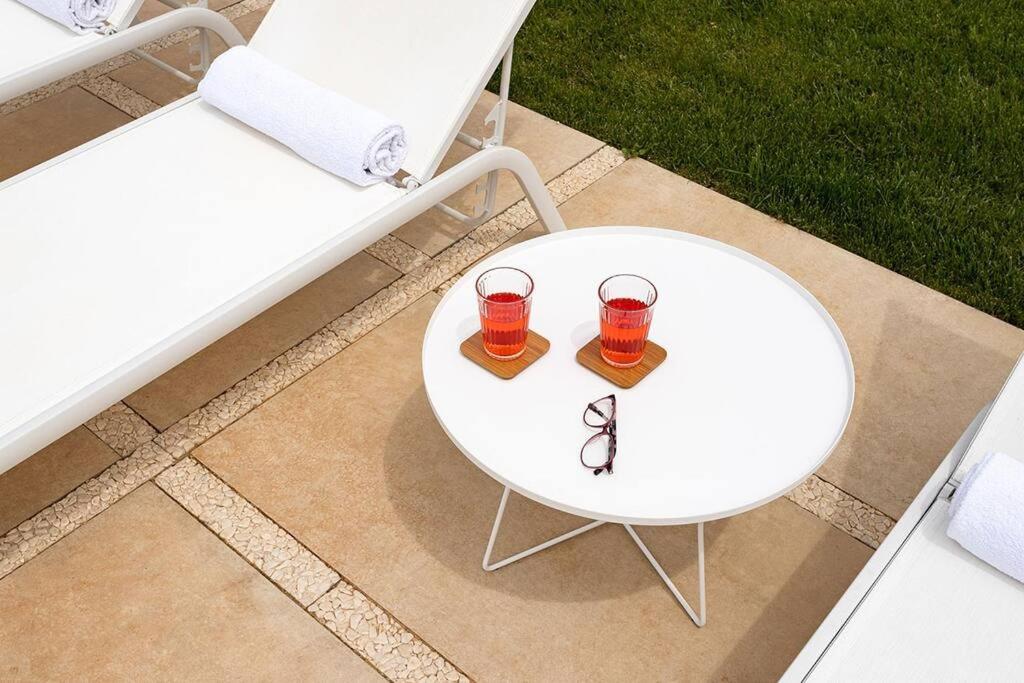 Villa Paradiso With Private Pool, Bbq Area, Huge Garden And Free Parking モーディカ エクステリア 写真